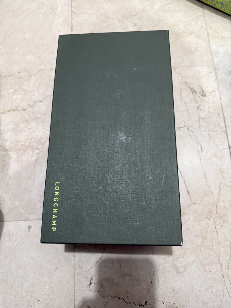 Authentic Longchamp Ballerine Roseau Flats (Category: Flats & Sandals) located in Manila. Submitted by echipmunk (Listing ID 1469475962, Image 3). Description: Authentic Longchamp Ballerina Flats Size 38 FITS US 7.5-8 Bnew Complete inclusions: shoes, box, card, 1 dustbag, fillers Bought in London Retails 295 pounds.