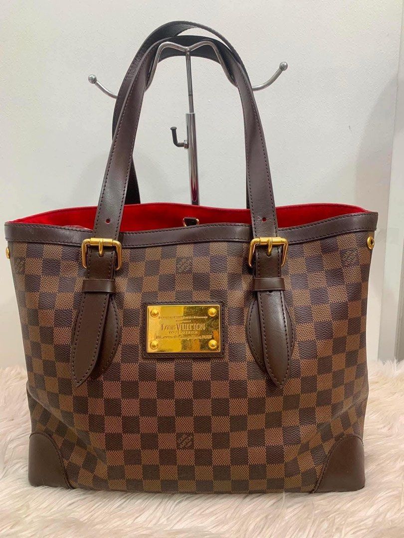 Authentic LV Hampstead (Category: Luxury Bags & Wallets) located in Quezon City. Submitted by jhaediah (Listing ID 1469417785, Image 1). Description: Lv hampstead Maganda pa po .