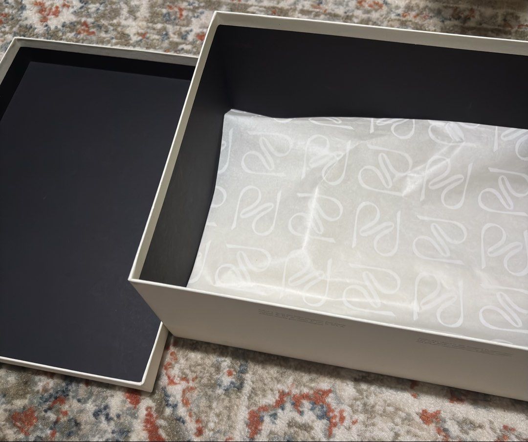 Authentic Polene Box (Category: Luxury Bags & Wallets) located in Manila. Submitted by nikashoppe (Listing ID 1469531231, Image 2). Description: authentic polène box! - in very good condition! - rfs: decluttering.