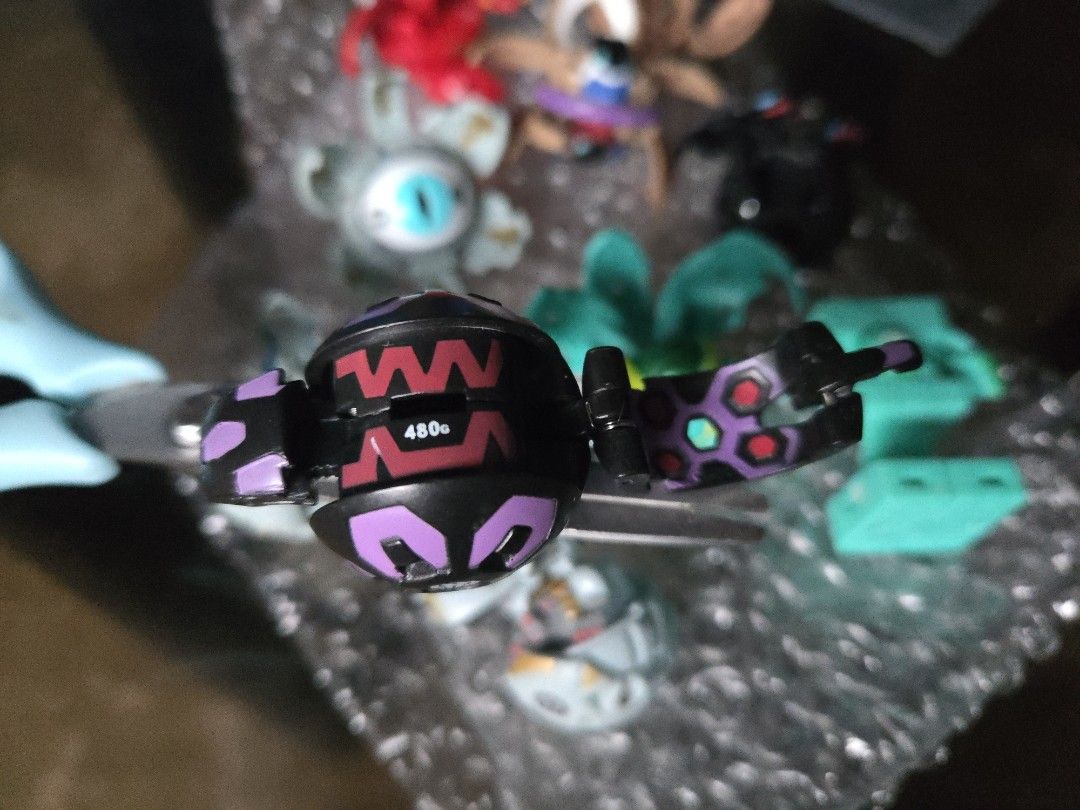 B2 Spin Master Release Darkus Serpenoid Bakugan 480G (Category: Action & Battle Toys) located in Rizal. Submitted by silo2191 (Listing ID 1469502827, Image 3). Description: Classic B2 Darkus Serpenoid from the original Bakugan Battle Brawlers Series. This is the larger B2 size (approx. 32mm), featuring the iconic black and purple colorway. Great addition for nostalgic collectors or anyone looking to complete their vintage Darkus team! Details: Ch