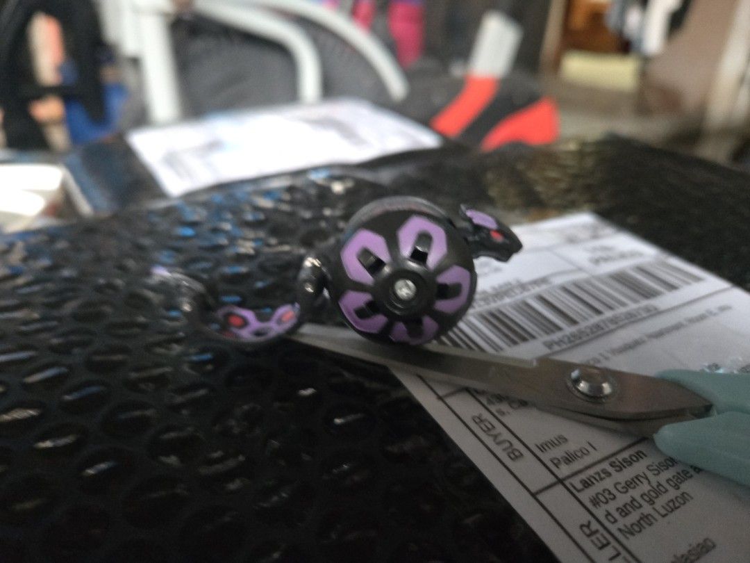 B2 Spin Master Release Darkus Serpenoid Bakugan 480G (Category: Action & Battle Toys) located in Rizal. Submitted by silo2191 (Listing ID 1469502827, Image 2). Description: Classic B2 Darkus Serpenoid from the original Bakugan Battle Brawlers Series. This is the larger B2 size (approx. 32mm), featuring the iconic black and purple colorway. Great addition for nostalgic collectors or anyone looking to complete their vintage Darkus team! Details: Ch