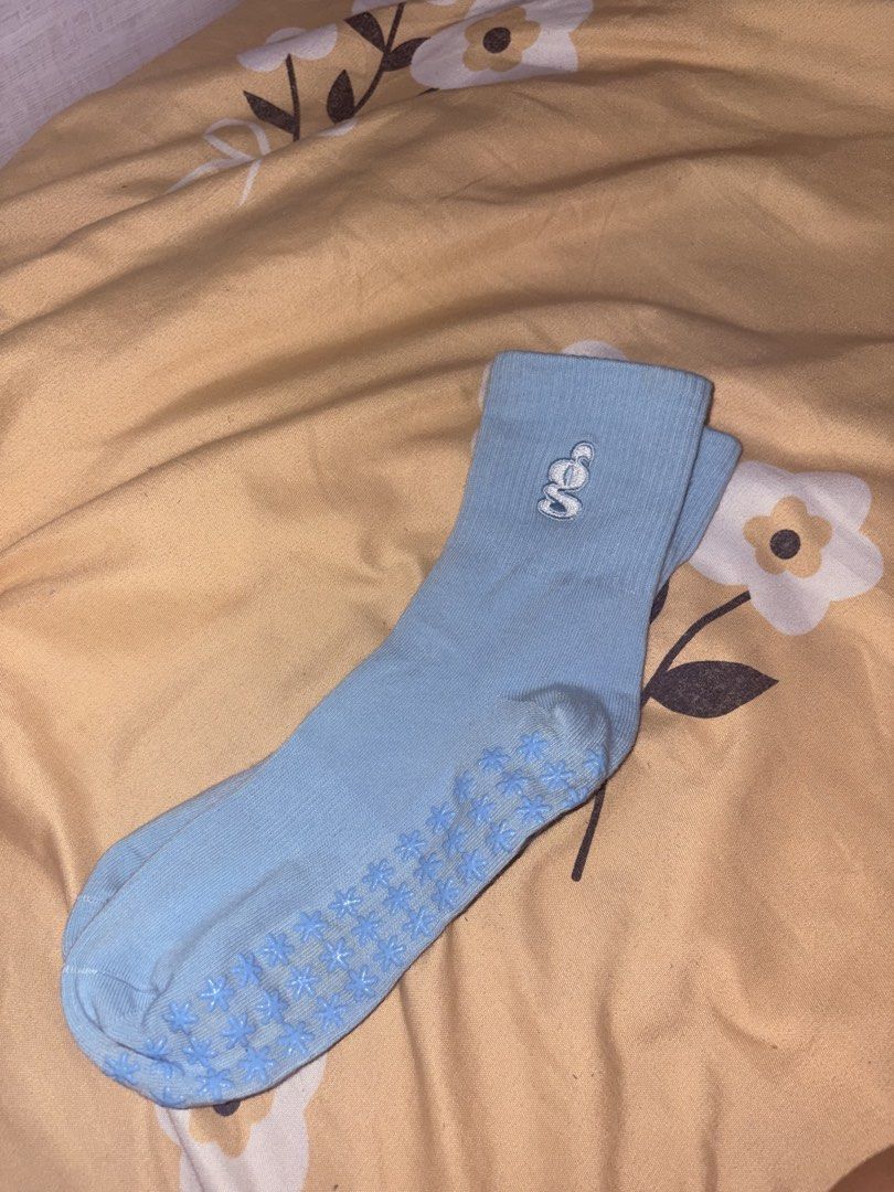 BABY BLUE PILATES GRIP SOCKS (Category: Socks & Tights) located in Cagayan de Oro. Submitted by clemshin (Listing ID 1469457641, Image 2). Description: super thick and stretchy! used ONCE only. immediately listed for sale when i felt that I don't suite this shade pala 😭.
