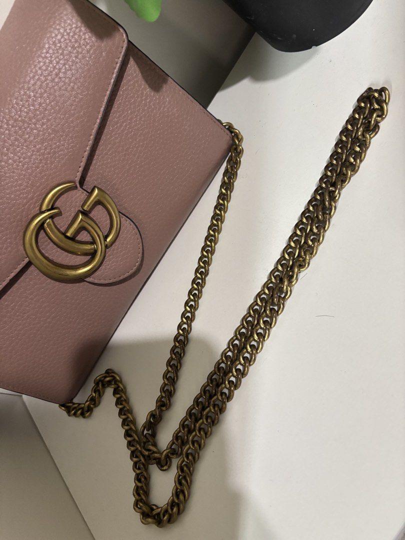 Bag bundle (Category: Cross-body Bags) located in Johor Bahru. Submitted by soulsol (Listing ID 1469410151, Image 2). Description: Leather .
