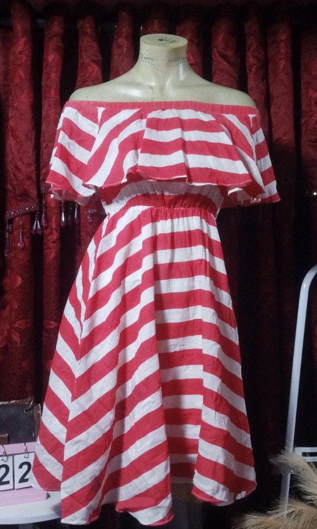Bakuna style dress (Category: Dresses) located in Manila. Submitted by wheneity67thifted (Listing ID 1469563981, Image 1). Description: .