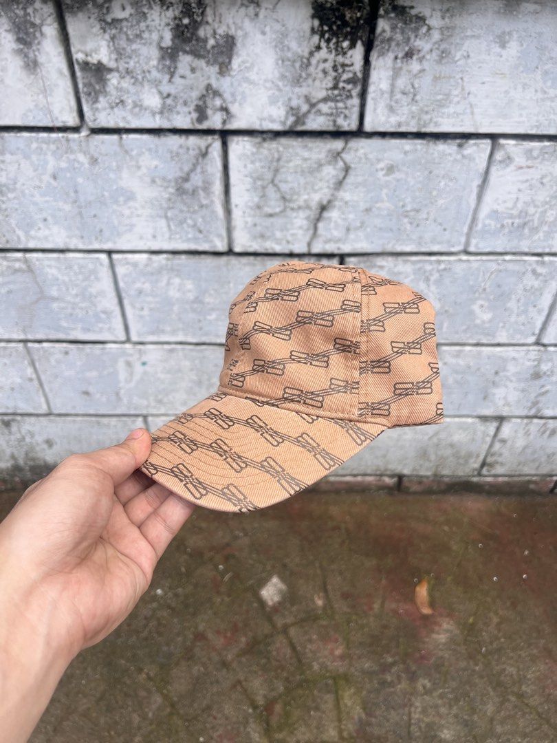 Balenciaga BB Monogram Cap (Category: Caps & Hats) located in Manila. Submitted by headshotmnl (Listing ID 1469420815, Image 2). Description: Balenciaga BB Brown Monogram Cap Complete Tags Velcro Strap 💰₱1000 📍Tondo, Manila 🚚 Shipping Outside Metro Manila 📩 Message us to cop yours.