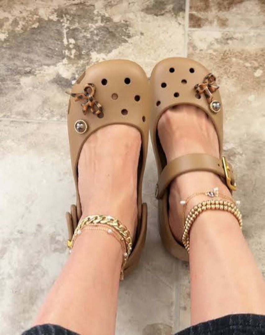 Ballet Big Buckle Shoes (Category: Shoe inserts) located in Rizal. Submitted by hiraya16 (Listing ID 1469428989, Image 1). Description: New release PRE ORDER Size : W4/W5/W6/W7/W8/W9/W10 DM Us. ✉️.