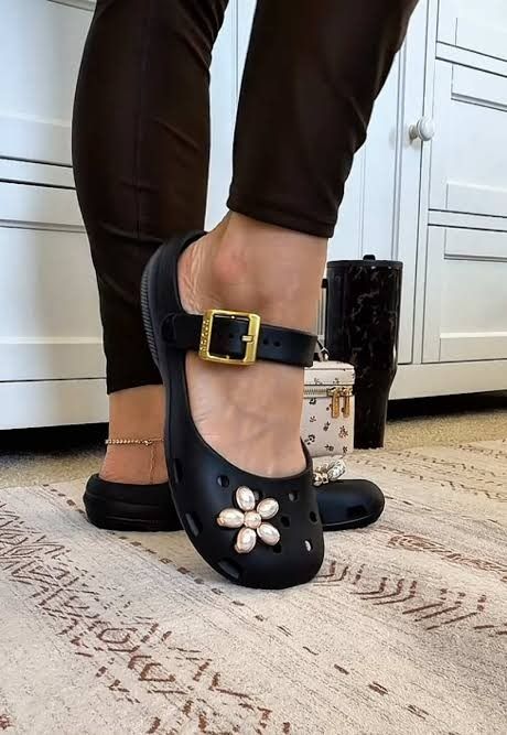 Ballet Big Buckle Shoes Black (Category: Shoe inserts) located in Rizal. Submitted by hiraya16 (Listing ID 1469429918, Image 2). Description: New release PRE ORDER Size : W4/W5/W6/W7/W8/W9/W10 DM Us. ✉️.