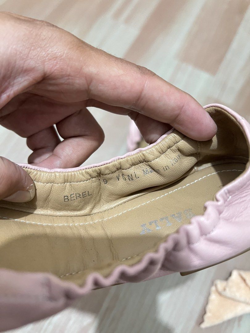 bally berel ballet shoes (Category: Flats & Sandals) located in Naga. Submitted by retro_rackph (Listing ID 1469552769, Image 3). Description: no major issue used.