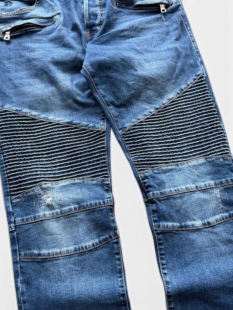 BALMAIN BIKER JEANS (Category: Jeans) located in Zamboanga. Submitted by mr.escobar (Listing ID 1469423603, Image 3). Description: Brand new together with paper bag and hangtag SIZE 32 original price 16k price: 5999 obo Location: Zamboanga city (mindanao).