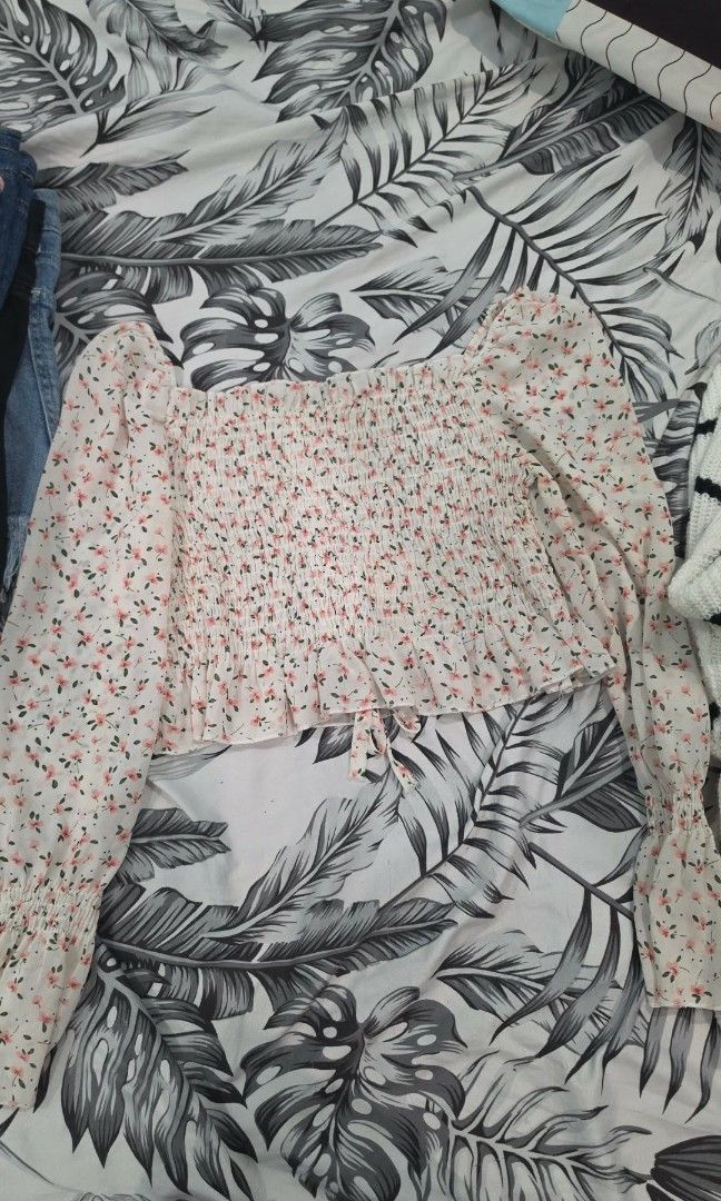 Bangkok blouse (Category: Blouses) located in Agdangan. Submitted by closetbysamita (Listing ID 1469501503, Image 1). Description: Bangkok chiffon blouse off shoulder still looks new very nice to wear php 280 original from bangkok medium to large.