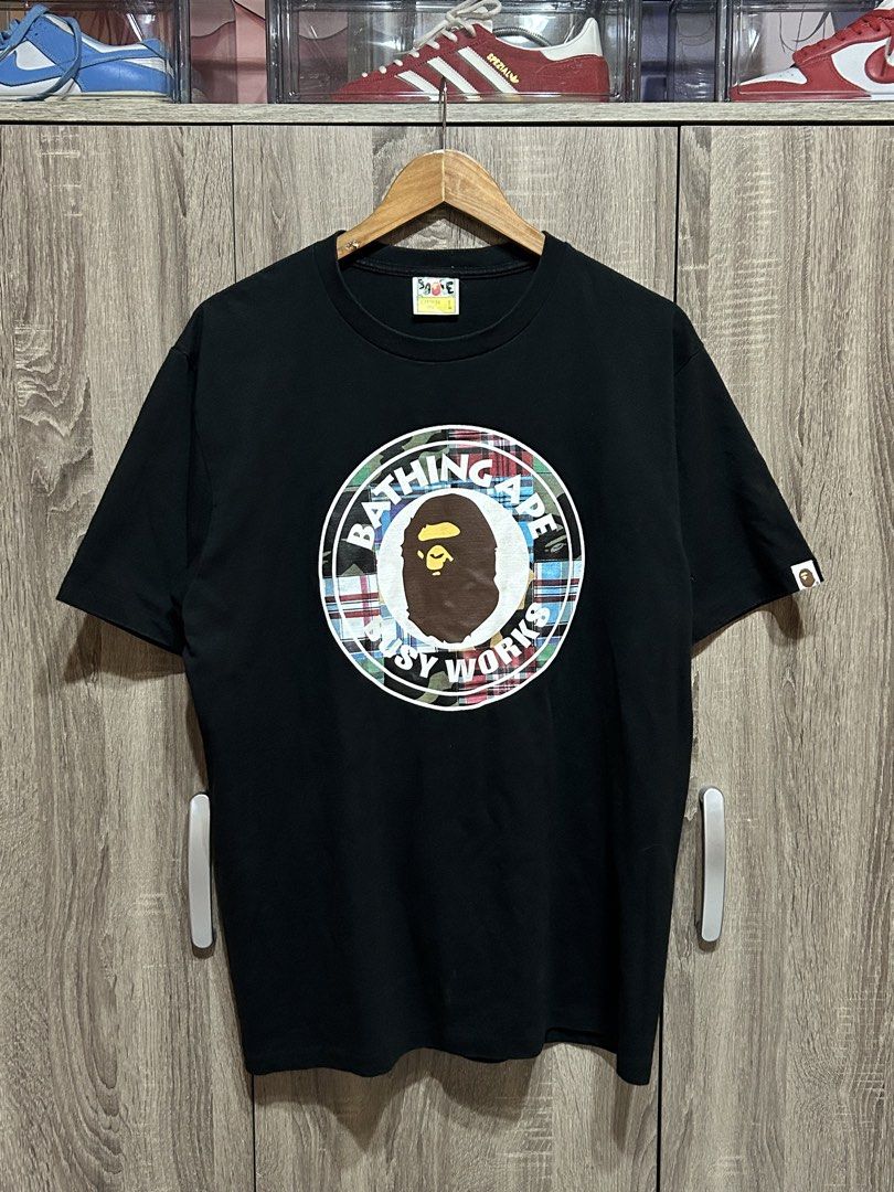 BAPE BUSY WORKS TEE (Category: Tshirts & Polo Shirts ) located in Cotabato. Submitted by rcycle.bn (Listing ID 1469397214, Image 1). Description: 22x29 Excellent 9.5/10 Authentic No Issue + sf.