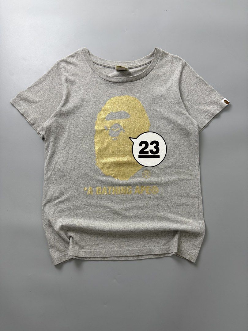 Bape head women (Category: Shirts) located in Pila. Submitted by villanueva80826 (Listing ID 1469526274, Image 1). Description: Bape women Size:small •Width:18.5 •Length:31 •Condition:9/10 •Color rate:9/10 Mine:680 +Shipping fee Issue:sign of usage like stretch hairline not noticeable ,light yellow stain Still in good condition Still wearable .