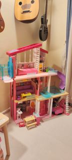 Barbie Dreamhouse Dollhouse with Wheelchair Accessible Elevator, Pool ...