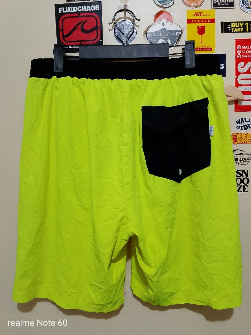 Barrel Men's Swim Short/Board Short (Category: Activewear) located in Tagum. Submitted by tgm2023 (Listing ID 1469556101, Image 3). Description: Barrel Men's Swim Short/Board Short Excellent condition Waist 30-34 Length 19 Size Large on tag Lightweight ✅ Quickdry ✅ Stretchable fabric ✅ Garterized waistband ✅ with inner mesh 🏷️380.⁰⁰.