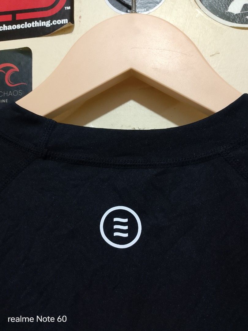 Barrel Rash Guard - unisex (Category: Activewear) located in Tagum. Submitted by tgm2023 (Listing ID 1469554592, Image 3). Description: Barrel Rash Guard Like new condition 18 x 26 Size Large on tag pwede din sa Medium Womens Small mens Lightweight ✅ Stretchable ✅ Quickdry fabric ✅ 🏷️350.⁰⁰.