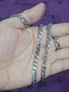 (Category: ) located in . Submitted by juriexpi (Listing ID 1469567776, Image 1). Description: .