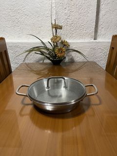 (Category: ) located in . Submitted by doublelkitchenware (Listing ID 1469483649, Image 1). Description: .