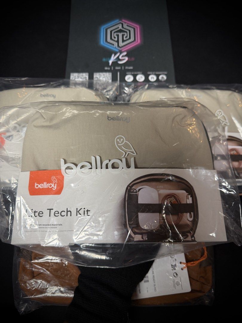 Bellroy Bag (Category: Belt bags, Clutches and Pouches) located in Quezon City. Submitted by NKG35 (Listing ID 1469394580, Image 1). Description: Fresh from Beyond the Box Midnight Launch‼️ Looking for the perfect gift this upcoming Christmas? All are below SRP!! 🔥 👝 Bellroy Lite Tech Kit – 3 pcs. available SRP: P3,190 Selling it for: P1,500.00 each 👝 Bellroy Bry Venture Ready Sling Bag – 1 pc available SRP: P5,490.00 Selling it for: P3,000.00
