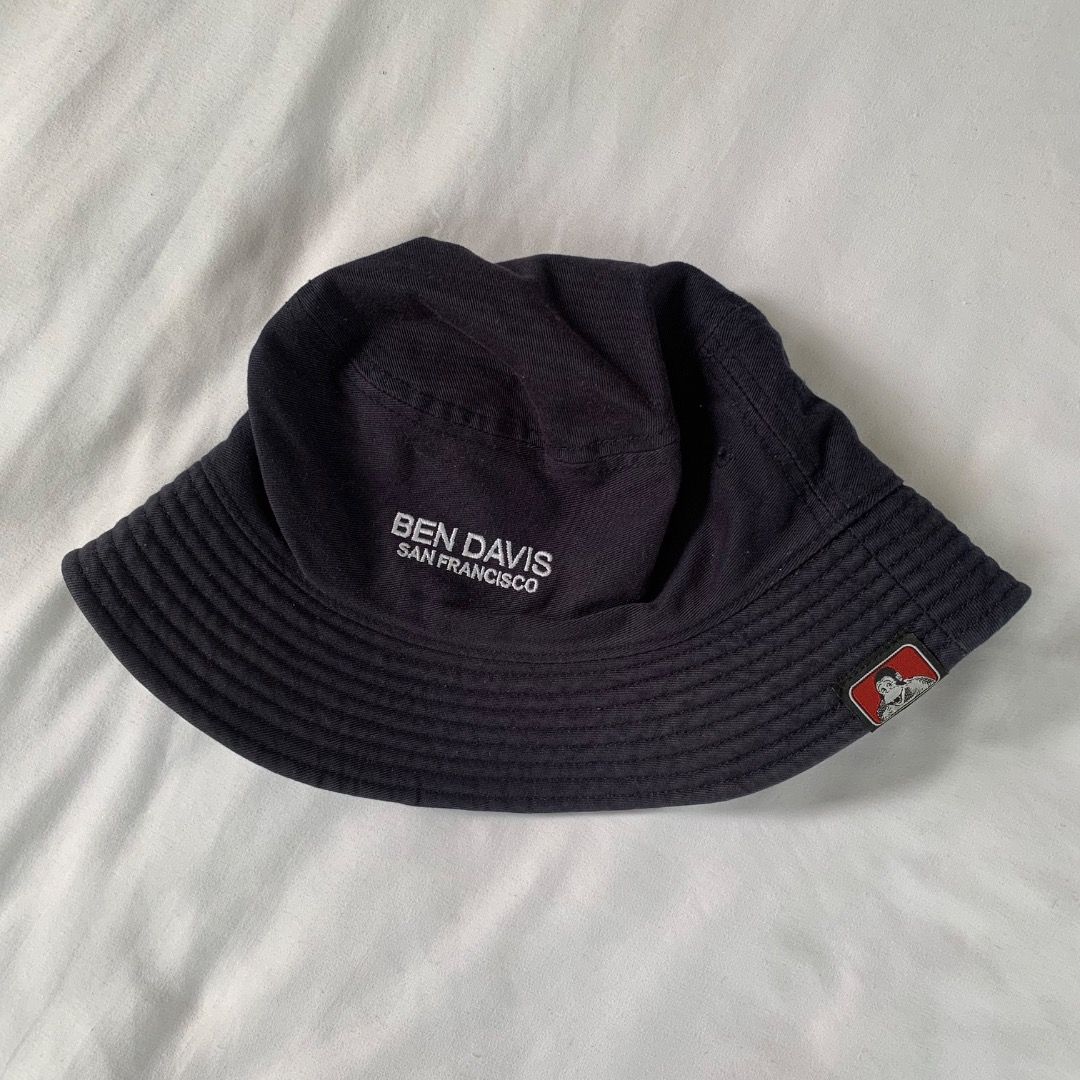 Ben Davis Bucket Hat (Category: Caps & Hats) located in Mendez-Nunez. Submitted by anikkoyan (Listing ID 1469497881, Image 1). Description: Ben Davis Bucket Hat - Lightly used 599 + sf.