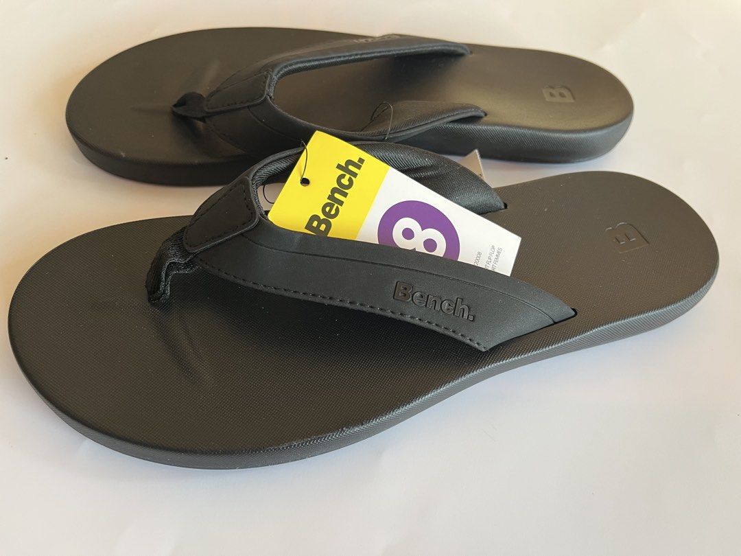 Bench women’s Flip Flops (Category: Activewear) located in Santa Rosa. Submitted by ninaparis (Listing ID 1469448975, Image 3). Description: Original Bench Women’s Flip Flops size 8 with soft cushioned PU footbed .