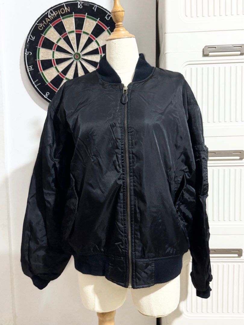 Black Bomber Jacket (Category: Coats, Jackets and Outerwear) located in Manila. Submitted by thechobecloset (Listing ID 1469523927, Image 1). Description: FIX PRICE Size: M Pre-Loved .