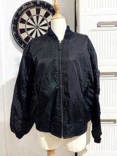 (Category: ) located in . Submitted by thechobecloset (Listing ID 1469523927, Image 1). Description: .