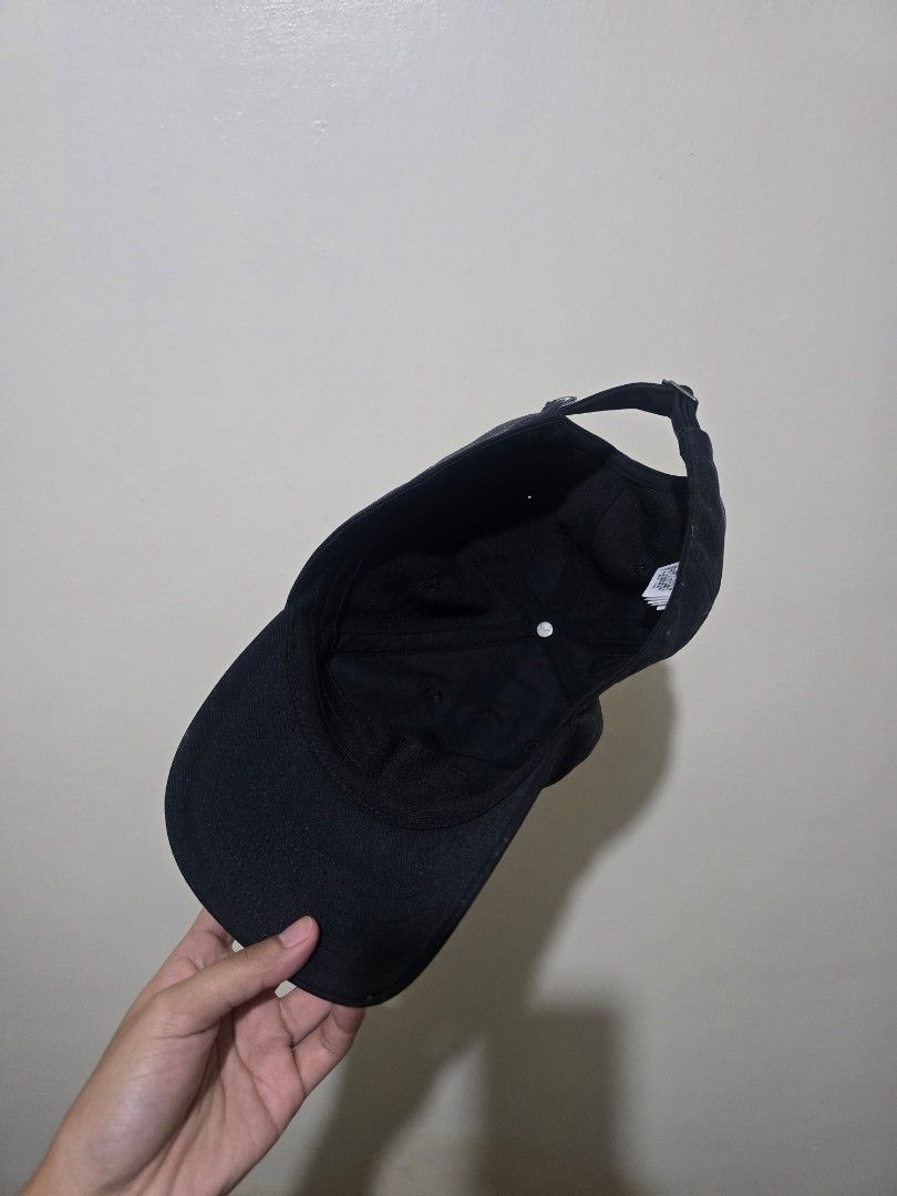 Black Cap (Category: Caps & Hats) located in Abucay. Submitted by solaranestbymm (Listing ID 1469399022, Image 2). Description: purchase any 2 items and you will get this cap for free! dm me!.