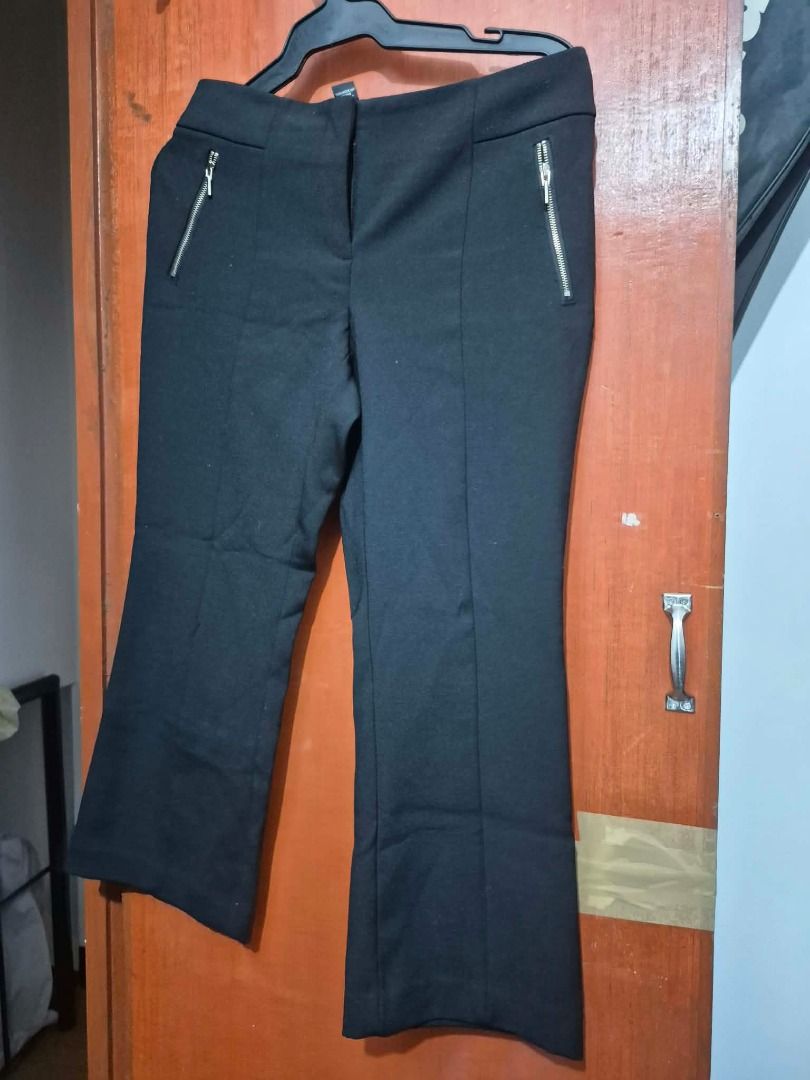 Black Denim Jeans and Black Trousers Bundle (Category: Jeans) located in Pasig City. Submitted by kathee88 (Listing ID 1469498521, Image 3). Description: - Bundle includes 2 versatile black bottoms - Item 1: Classic black denim jeans with button closure and front pockets - Item 2: Chic black trousers with waist zipper details and stitched center creases - Condition: Clean and ready to wear - Great value bundle for your daily OOTDs Price: Negotiab