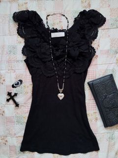 (Category: ) located in . Submitted by thrift_with_anjel (Listing ID 1469526419, Image 1). Description: .