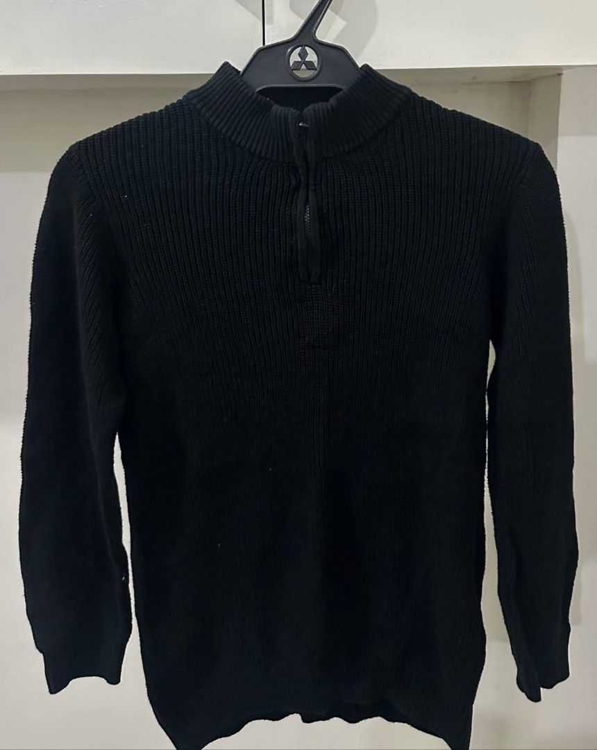 Black ribbed quarter-zip mock neck sweater (Category: Coats, Jackets and Outerwear) located in Manila. Submitted by livewater-0f48 (Listing ID 1469517445, Image 1). Description: - Color: Solid black - Style: Quarter-zip mock neck pullover - Material: Heavy ribbed knit for extra warmth - Fit: Fitted cuffs and straight hem - Versatility: Clean, classic look that is easy to layer under jackets - 22 inch lenght.