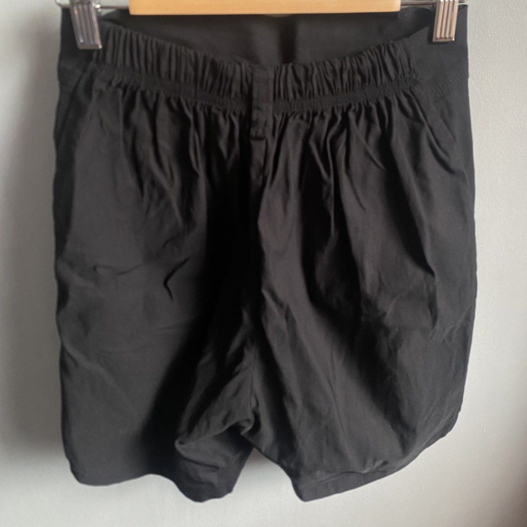 Black Shorts with Front Flap and Non-functional Button Design Size S-M (Category: Shorts) located in Dasmarinas. Submitted by pb_declutters (Listing ID 1469466552, Image 2). Description: ✨ WELCOME! PLEASE READ BEFORE MAKING AN OFFER: 📌 Availability: • All items listed are AVAILABLE unless marked as sold or deleted. No need to ask "Is this available?" 📍 Location & Meet-ups: • San Agustin II, Dasmariñas City, Cavite • 🚫 Strictly NO meet-ups. All