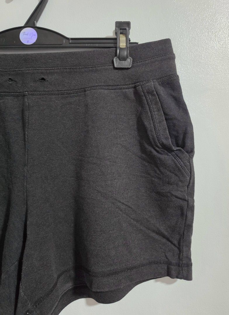 Black sweat shorts with pockets (Category: Shorts) located in Paranaque City. Submitted by franinnashop (Listing ID 1469524799, Image 2). Description: Declutter fadded color - Color: black - Material: Super comfortable everyday wear fabric - Features: Side pockets, thick elastic waistband, and drawstring holes - Fit: Waist stretches from 33 to 38 inches - Length: 14 inches - Best for: Lounging, running errands, or casual daily wear.