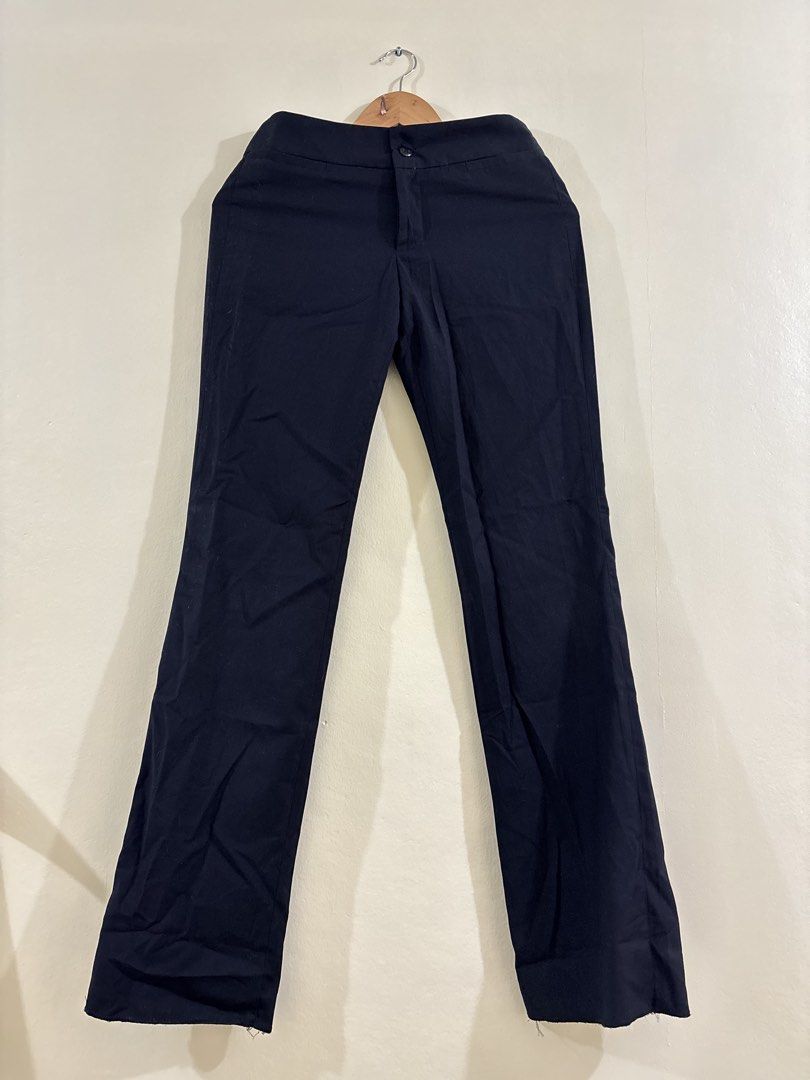 Black Trouser Pants (Category: Other Bottoms) located in Leyte. Submitted by resyeljam (Listing ID 1469564001, Image 2). Description: - Waist: 24 to 25 inches - Length: 40 inches - Closure: Standard button and zip fly ₱100 only! 📍 Ormoc City, Leyte 📦 J&T.