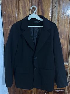 (Category: ) located in . Submitted by gbwardrobe (Listing ID 1469510831, Image 1). Description: .