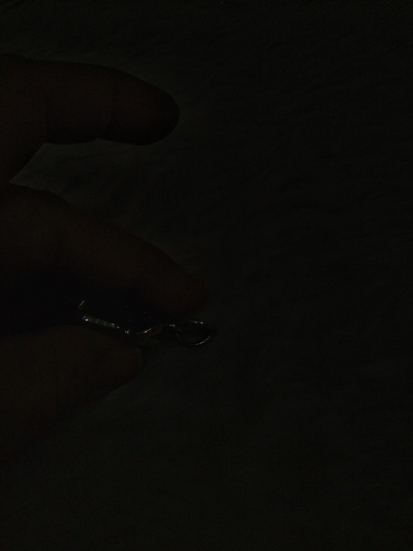 Blue stone pendant (Category: Necklaces) located in Quezon City. Submitted by eidorableshop (Listing ID 1469395975, Image 3). Description: .
