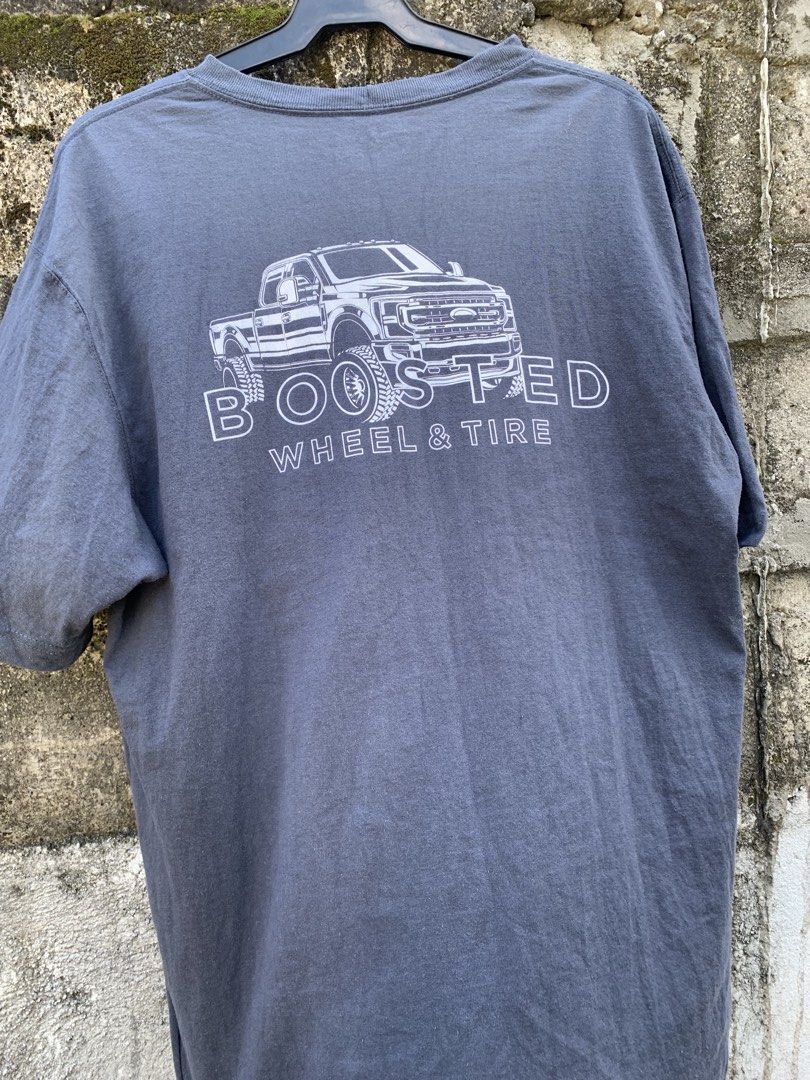 Bluestone pocket-T carhartt (Category: Formal Shirts) located in Manila. Submitted by soya_finds (Listing ID 1469555678, Image 2). Description: .