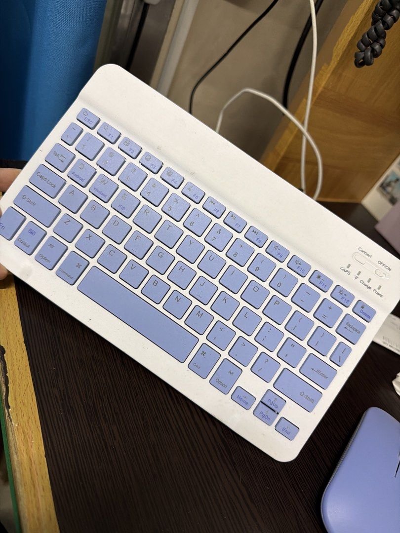 Bluetooth Keyboard & Mouse (Category: Computer Keyboard) located in Pasig City. Submitted by mcdnulud (Listing ID 1469397131, Image 3). Description: Barely used. Just tried. No meet up. Delivery fee to be shouldered by buyer..