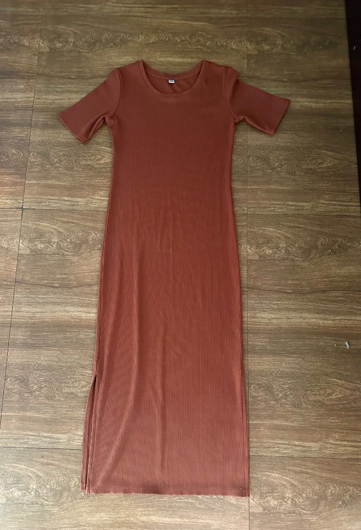 Bodycon Dress (Category: Dresses) located in Porac. Submitted by gentlefox_e6359d (Listing ID 1469465806, Image 1). Description: .