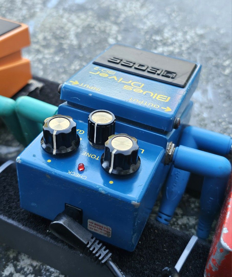 Boss BD-2 Blues Driver Overdrive Pedal (Category: Musical Instruments) located in Manila. Submitted by awadennver (Listing ID 1469406245, Image 3). Description: Original Boss BD-2 Blues Driver for ₱4200 💙 📍 Tagaytay City/Cavite (For pickup or Lalamove: at buyer's expense) •Iconic, high-demand amp-like overdrive pedal used by top artists worldwide. •All-analog discrete circuitry for natural tube-like response, warm crunch, and expressive dynamic