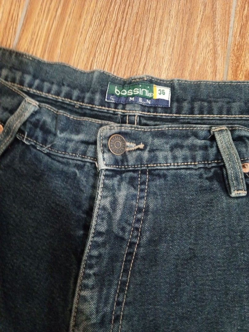 Bossini Men Denim Shorts Size 36 (Category: Shorts) located in Orani. Submitted by thriftniea (Listing ID 1469425097, Image 3). Description: BOSSINI JORTS DENIM NEED WASH WAIST 36 LENGTH 27 HEM 12 PRICE + SF.