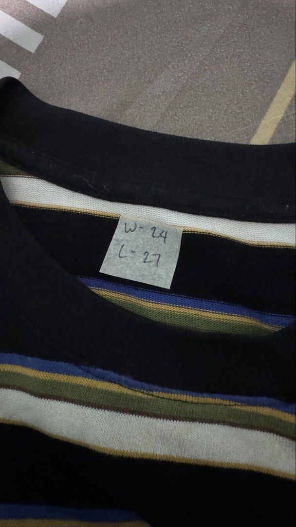 Boxy Stripe Shirt (Category: Tshirts & Polo Shirts ) located in Lipa City. Submitted by scrap.threads (Listing ID 1469467656, Image 2). Description: Item: Boxy Stripe Shirt Fit 💯 Price: 350 Dimes: Width - 24 Length - 27 Issue: none Lipa City Ship via J&T (Shouldered by buyer) Payment via Gcash ***Notice*** Color may vary due to lighting. Payment first. Item/s are thrifted or used condition unless stated otherwise. Please manage your expectation.