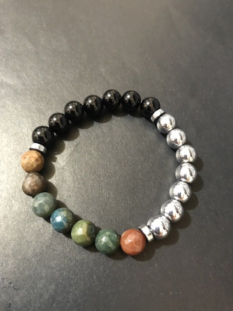 Bracelet 8mm onyx, moss agate, hematite 15cm (Category: Bracelets) located in Rizal. Submitted by willowbasketph (Listing ID 1469513520, Image 1). Description: Bracelet 8mm onyx, moss agate, hematite 15cm - Protection Bracelet Super comfy for everyday wear. Perfect accessory or gift for yourself and your friends! .