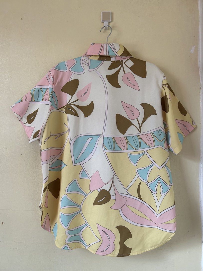 Brandnew | BKK Wisdom Coords (Category: Sets or Coordinates) located in Caloocan City. Submitted by trisdeclutters (Listing ID 1469450471, Image 2). Description: Last price already Width: 21.5" Top length: 24.5" front; 26.5" back Shorts length: 15.5" Waist: 28" to 38" Hips: 42" Rise: 12.5" With 2 front pockets (top) With 2 side pockets (shorts) Never worn, nilabhan lang Orig price: ₱899 No flaws ‼️no reservations, exchange, cancellation, return, 