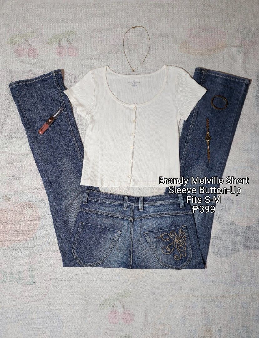 Brandy Melville Button-Up Shirt (Category: Shirts) located in Manila. Submitted by vintage_revo.ph (Listing ID 1469571957, Image 1). Description: 👕Top Mine: ₱ 399 ‎ ‎🛍 + Shipping fee ‎✨️ PLEASE READ guidelines before buying ‎📷 Once acknowledged “yours” please dm me your order form + screenshot of the item.