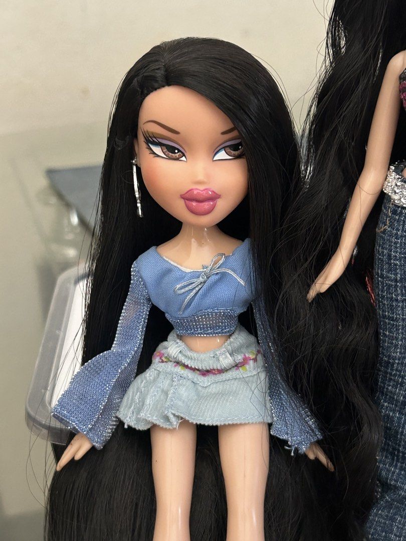 Bratz gm jade reapinted (Category: Action & Battle Toys) located in Manila. Submitted by buri_cat (Listing ID 1469397582, Image 1). Description: Gm jade repainted Fs or ft Nude only Rpainted Rerooted blended saran Fs - cash offer Ft - tennis vinessa or star singerz jade .
