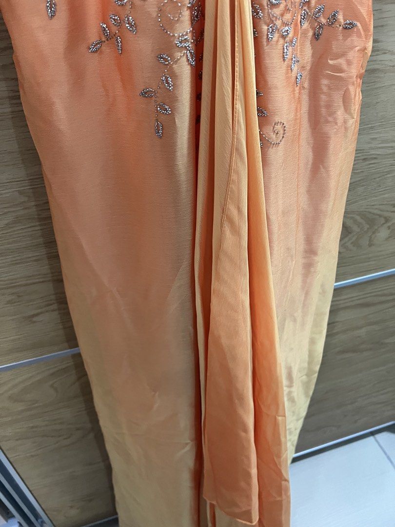 Bridesmaid/ formal gowns (Category: Evening dresses & gowns) located in Manila. Submitted by peeknpicks (Listing ID 1469535319, Image 2). Description: .