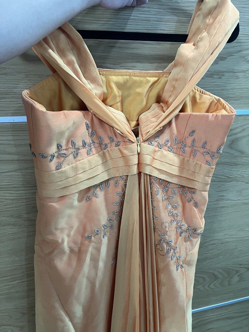 Bridesmaid/ formal gowns (Category: Evening dresses & gowns) located in Manila. Submitted by peeknpicks (Listing ID 1469535319, Image 3). Description: .