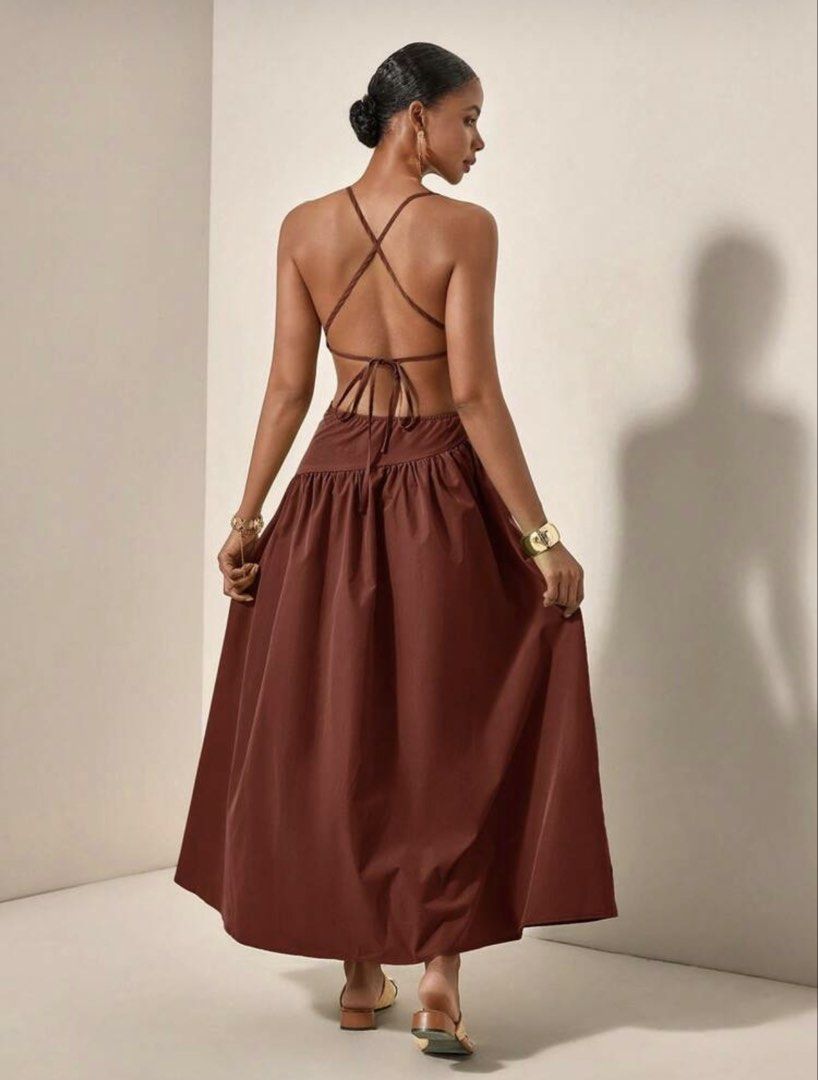 Brown Asymmetrical Backless Dress (Category: Dresses) located in Dinalupihan. Submitted by cjeleven (Listing ID 1469411140, Image 2). Description: PRE-LOVED DRESS FOR SALE 🛒 Selling this gorgeous dress! Only worn ONCE. Perfect for anyone looking for an elegant outfit for a special occasion. Details: Color: Chocolate Brown Style: Asymmetrical One-Shoulder Design: Fitted waist with flowy maxi skirt Back: Open back with adjustable tie straps Condit