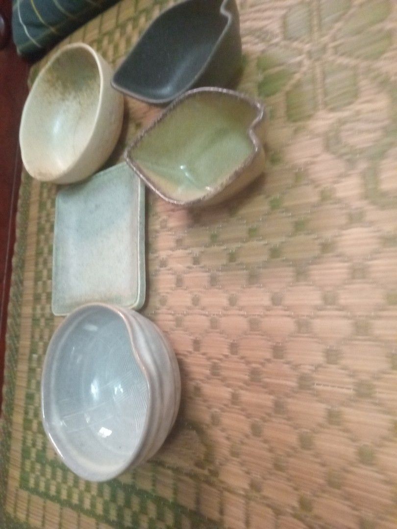 Bundle stonware rare shapes for your collection (Category: Other Kitchenware & Tableware) located in Manila. Submitted by padillahe35291 (Listing ID 1469415547, Image 3). Description: 5 pcs.rare stoneware collection of cups bowl for your collection.