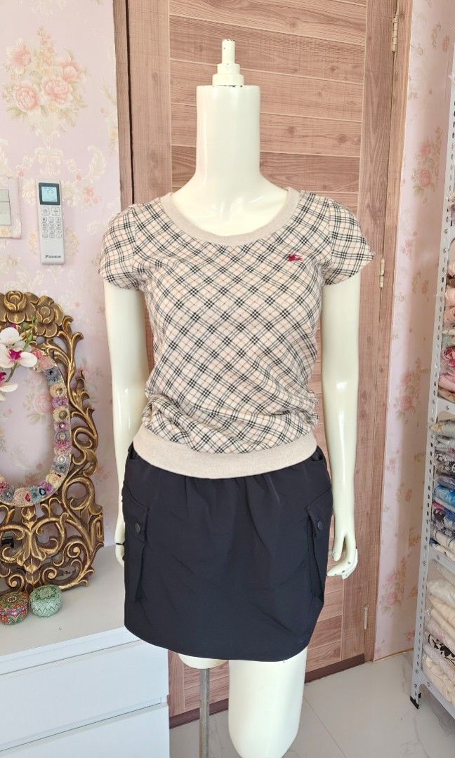 Burberry Blue Label Top (Category: Luxury Apparel) located in Pagudpud. Submitted by altheacee063978 (Listing ID 1469533498, Image 2). Description: s-m.